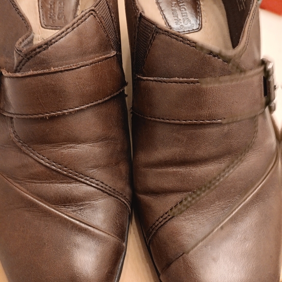 Earth Origins Bark Margaret Shoes - Picture 2 of 8